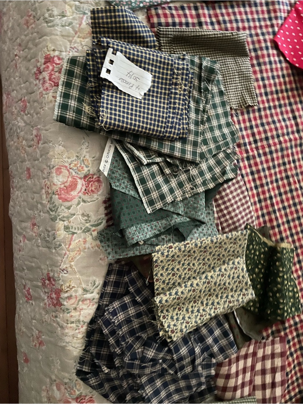 Quilters fabric stash - Picture 5 of 6